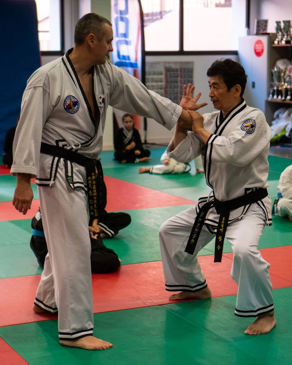 services-03 GM LEE CHANG SOO